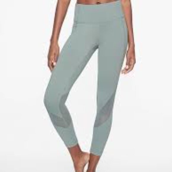 Athleta Salutation 7/8 Legging Size Small - Picture 1 of 7